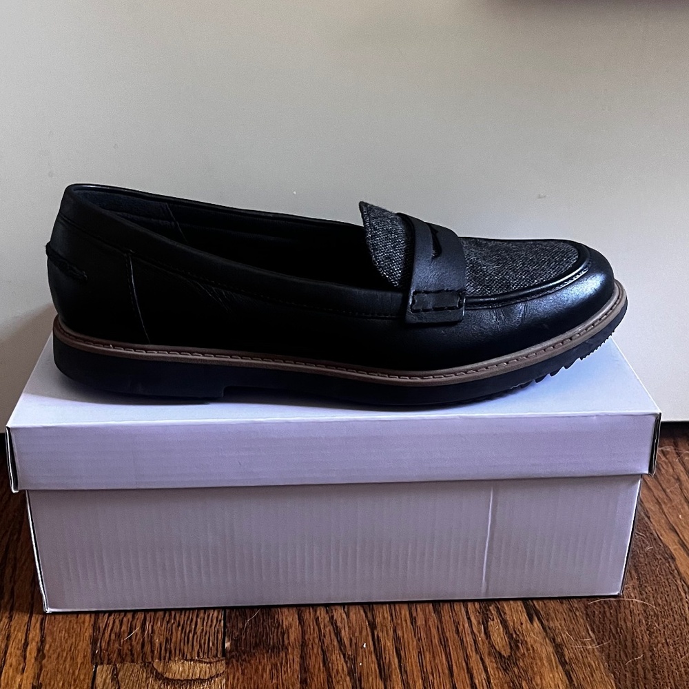Clarks Women's Penny Loafers